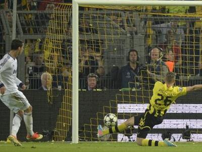 Aποδοκίμασαν τους παίκτες της Ρεάλ - ΔΕΙ...