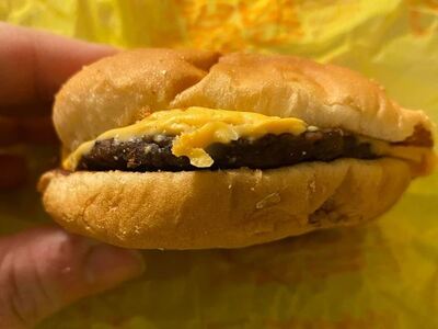 Μπέργκερ έμεινε ανέπαφο μετά από χρόνια