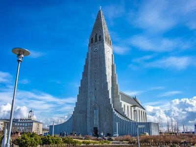 Οι 5+1 πιο εντυπωσιακές εκκλησίες στον κόσμο