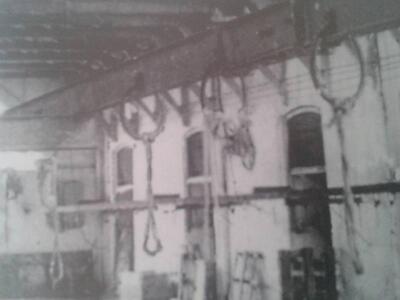 H κεντρική αίθουσα των σφαγείων 1940 -Απ...