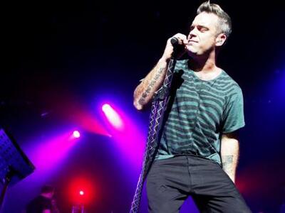 Πως ο Ρόμπι Γουίλιαμς έσπασε το χέρι θαυ...