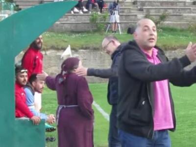 Μην τα βάζεις με τη ...γιαγιά ... Εισέβα...