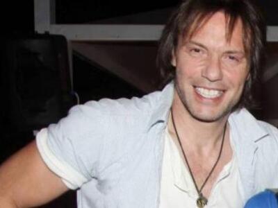 Στράτος Τζώρτζογλου: «Στο L.A. μαθαίνεις...