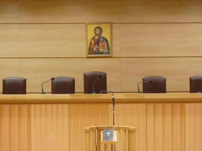 Οι πρώτες απολύσεις στο Δημόσιο είναι γεγονός