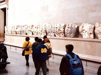 Μπροστάρης” μια Ζακυνθινιά για τα μάρμαρ...