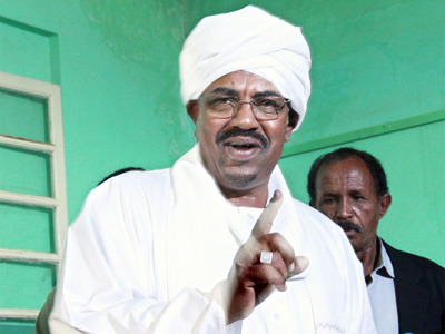Ορκίστηκε πρόεδρος του Σουδάν ο Ομάρ ελ-Μπασίρ