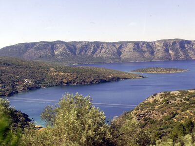 Σάμος: Το ελληνικό νησί που οι Ελβετοί α...