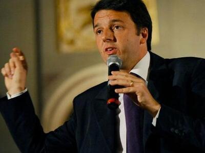 Και ο Ρέντσι, μιλάει για επιλογή μεταξύ ...