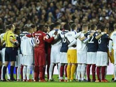 Παγκόσμια συγκίνηση στο Γουέμπλεϊ: Οταν ...