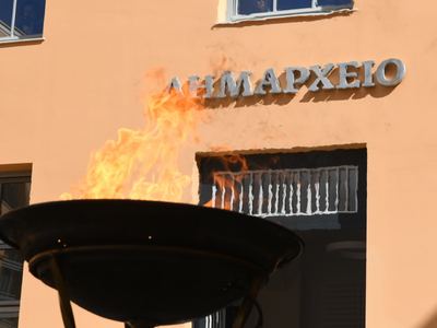 Οι 8 Πατρινοί που θα μεταφέρουν την Ολυμ...