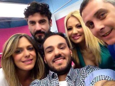 Η εκπομπή «Αρένα» της Ρένας Βαρδαλαχάκη ...