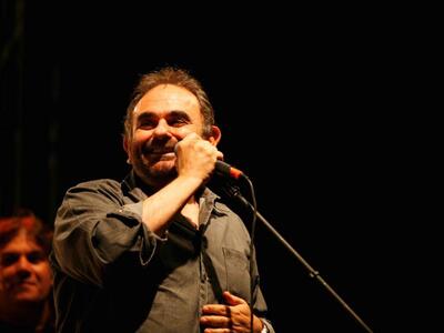 Τα "έχωσε" χοντρά στα "φι...