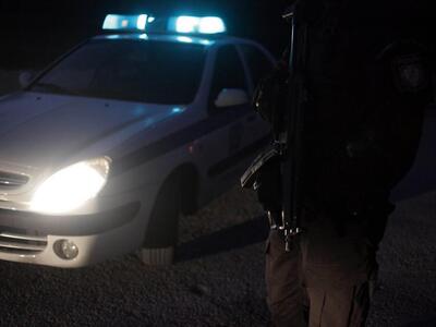 Ληστές με...βίλες με πισίνες, κυκλοφορού...