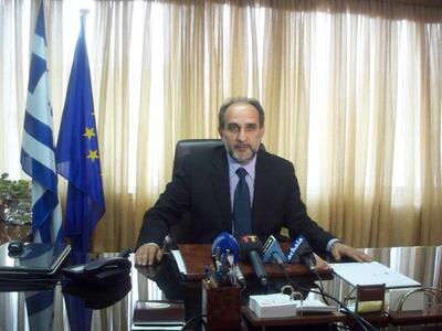 Τηλεφωνική επικοινωνία Κατσιφάρα - Χρυσο...