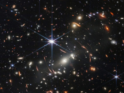 Τηλεσκόπιο Γουέμπ: Κάτι βρίσκεται εκεί έ...