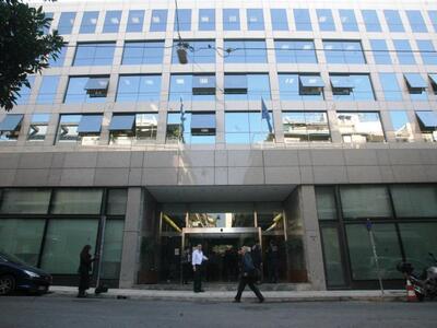 Μειώνονται τα παράβολα για τη συμμετοχή ...