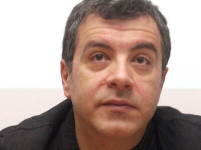 "O δημοσιογράφος είναι ένας δυστυχή...