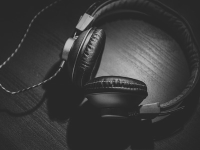 Σκάνδαλο με την ελληνική Akazoo που θυμί...