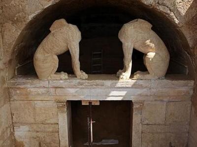 Προκλητική η Χουριέτ για τον τάφο της Αμφίπολης