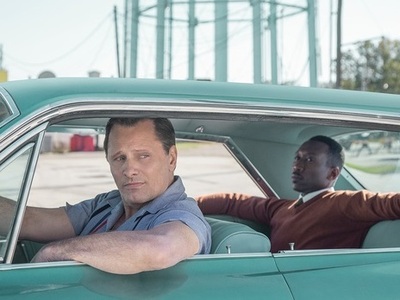 ΤΟ "GREEN BOOK" TOY ΠΙΤΕΡ ΦΑΡΕ...