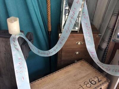 Πάτρα: Ένα ερωτικό ποίημα "στόλισε&...