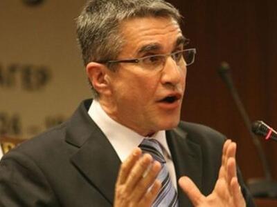 Λοβέρδος: Ζητεί να μην ψηφιστούν οι αλλα...