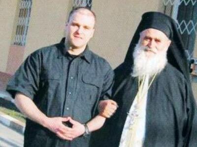 O Πάσσαρης θέλει να μονάσει