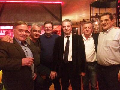 «Reunion» για τους νομαρχιακούς συμβούλο...