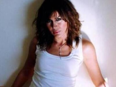 Η Στέλλα Γεωργιάδου έπιασε το σταυρό στα...