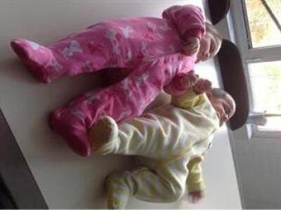 Δίδυμα βρέφη στο «κατώφλι» των Γιατρών του Κόσμου