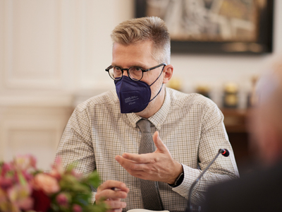 Θετικός στον κορωνοϊό και ο Άκης Σκέρτσος