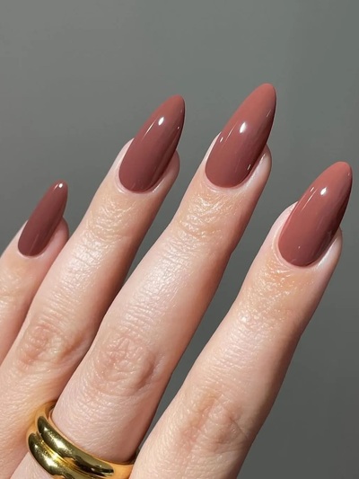 Καφέ σε μυτερά νύχια