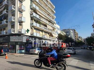 Πάτρα: Φωτιά σε διαμέρισμα στην Γούναρη