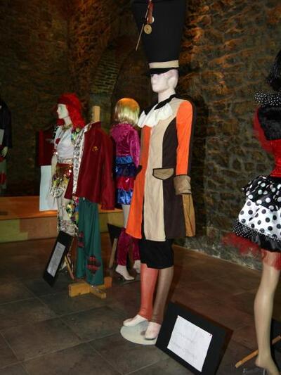 GROUP 94 - ΞΗΝΤΑΒΕΛΟΝΗΔΕΣ