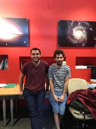 Δεξία, ο Αργύρης Κουμτζής στην Οξφόρδη