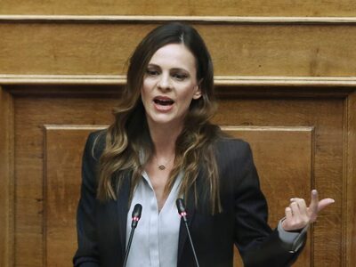 Επίθεση Αχτσιόγλου σε ΝΔ για τις τράπεζε...