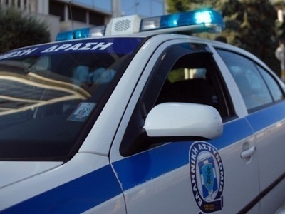 Σε καραντίνα 14 αστυνομικοί μετά τη σύλλ...