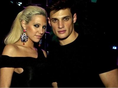 Με ξέφρενο πάρτυ γιόρτασε ο Στέλιος Νιάκαρης