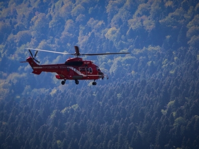 Εύβοια: Με ελικόπτερο στο νοσοκομείο ο π...