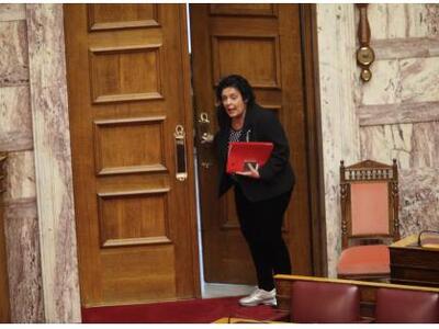 ΚΚΕ: Ο Στύλιος επιβραβεύει τις αθλιότητε...