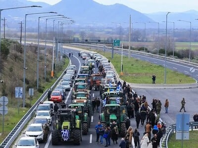 Αγρότες: Στο Μαξίμου την Τρίτη- Μειώνουν...