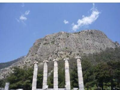 Πάτρα: Γέννηση και εξέλιξη της Αρχαίας π...