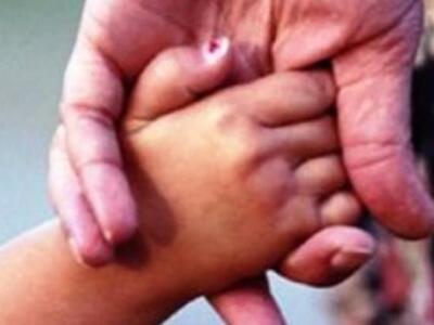 Κίνα: Έμαθε οτι έχει καρκίνο έγκυος και ...