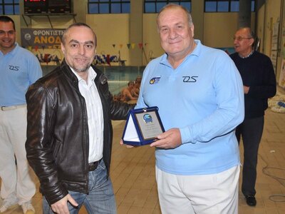 Η ΝΕΠ βράβευσε τον διαιτητή Αργυρό