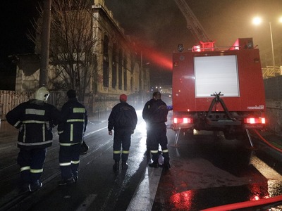 Τραγωδία στον Πειραιά - Νεκρό παιδί σε πυρκαγιά