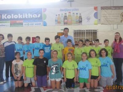 Μαθαίνουν χάντμπολ από τους κορυφαίους σ...