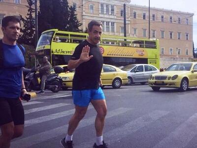 Ο Νικολά Σαρκοζί έκανε τζόκινγκ στην πλα...