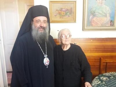 ΔΕΙΤΕ ΦΩΤΟ από την επίσκεψη του Μητροπολ...