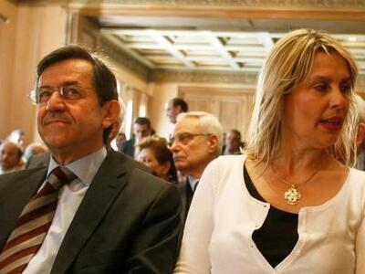 Κόντρα Νικολόπουλου-Παπακώστα