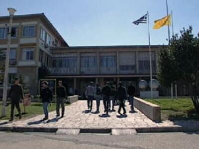 15νθήμερο γνωριμίας των Σχολείων της Περ...